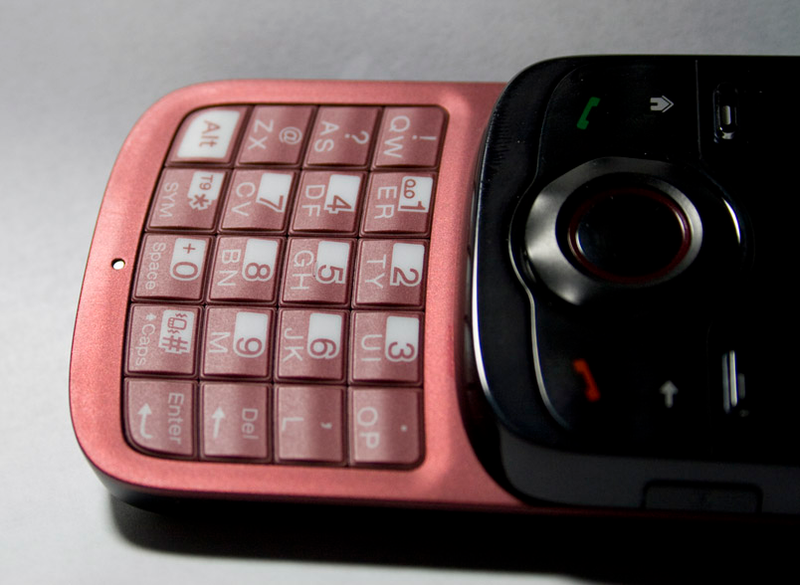 Illustration for article titled T-Mobile HTC Shadow II Hands On